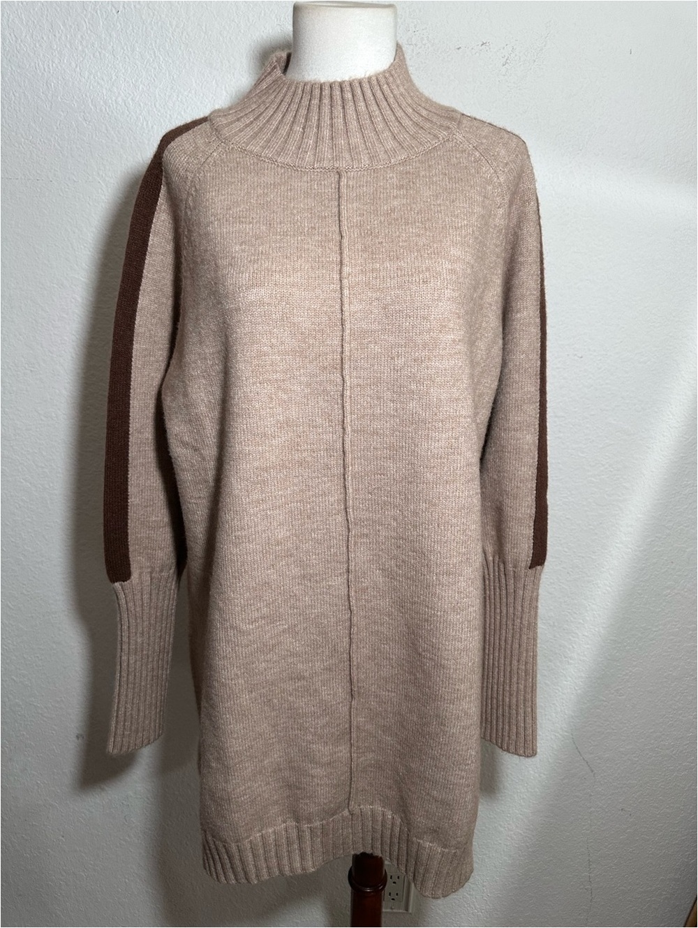 New Vici Mock Neck Long Sleeve Sweater Mini Dress Size Medium
